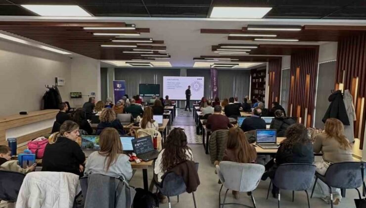 Büyükşehir Bilişim Akademisi’nden öğretmenlere siber güvenlik eğitimi