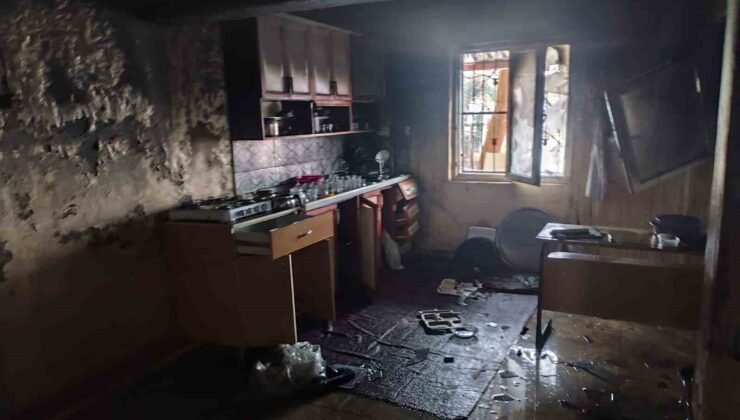 Camide çıkan yangın hasara neden oldu