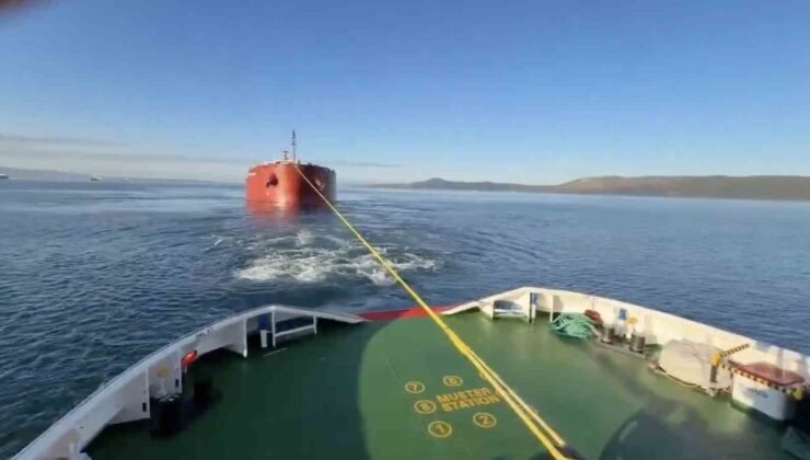 Çanakkale Boğazı’nda dökme yük gemisi makine arızası yaptı