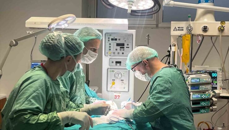 Çanakkale’de prematüre bebeğe hayat kurtaran müdahale