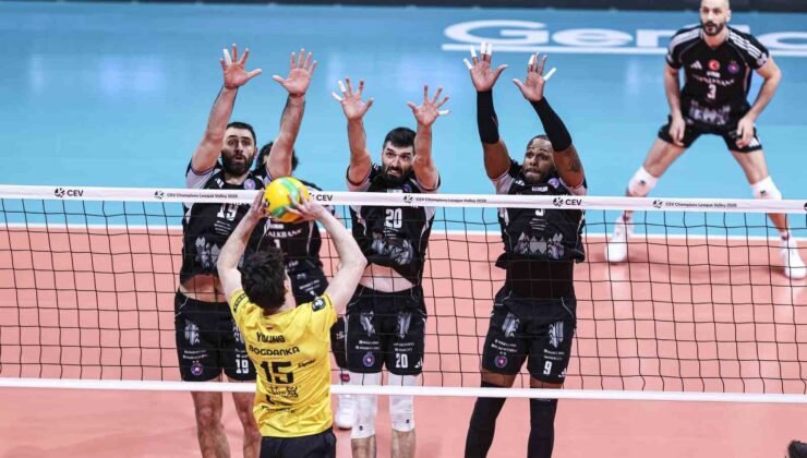 CEV Şampiyonlar Ligi: Halkbank: 2 – Bogdanka LUK Lublin: 3