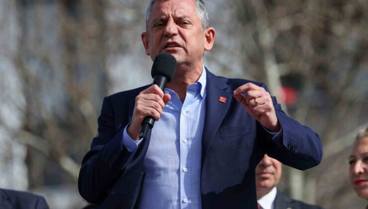 CHP Genel Başkanı Özel: “Egeliler hem kendi evlatlarına hem genel başkanlarına sahip çıktı”