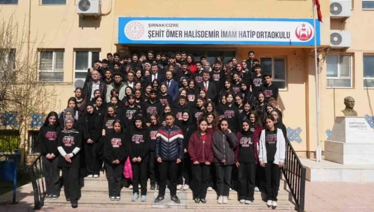 Cizre Kaymakamı Baycar, lise öğrencilerine tavsiyelerde bulundu