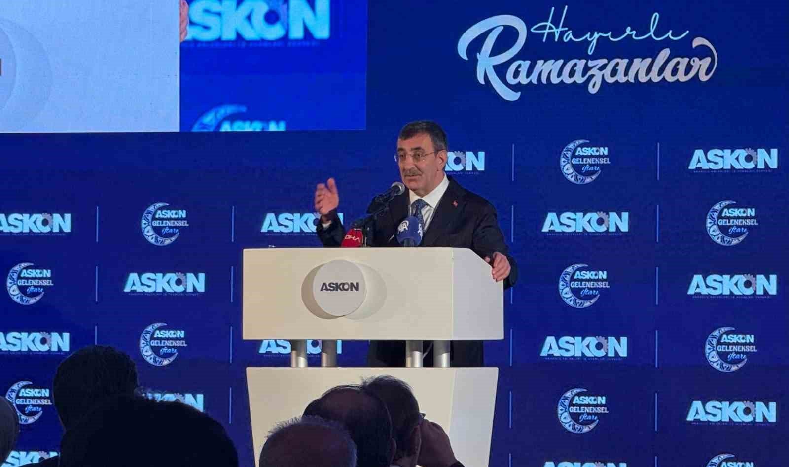 Cumhurbaşkanı Yardımcısı Yılmaz: “Önceliğimiz enflasyonu düşürmek ve makrofinansal istikrarımızı pekiştirmek”