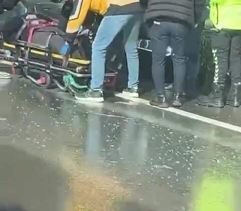 D100 kara yolunda kaza yapan araç ters döndü, sürücü yaralandı