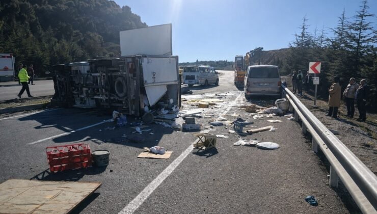 Denizli’de feci kaza: Baba ve oğlu hayatını kaybetti