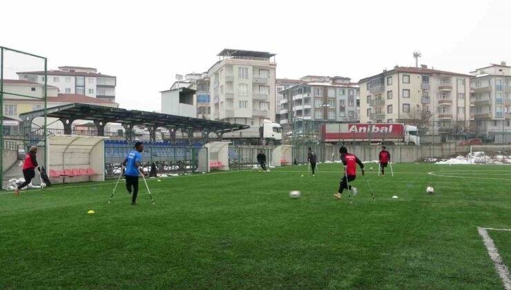 Depremde 4 futbolcusunu kaybeden Malatya ampute takımı pes etmiyor