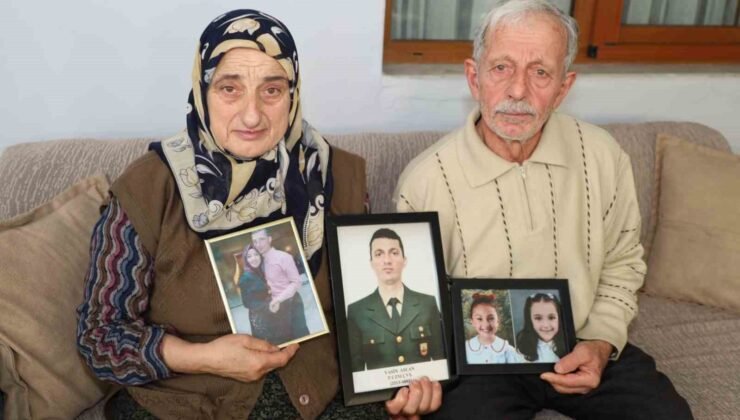 Depremde yok olan aile, yürekleri burktu