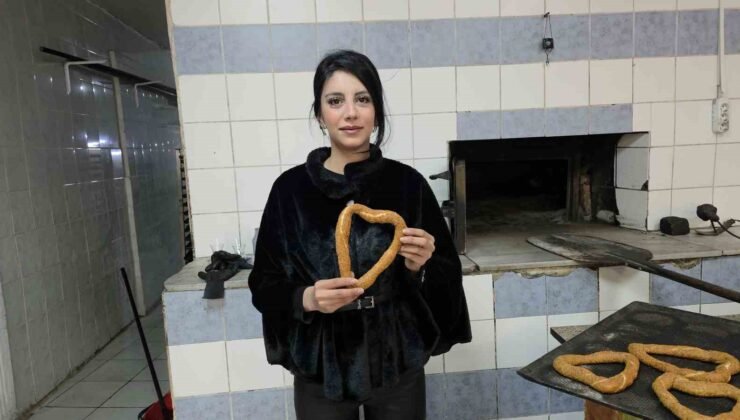 Edirne’de Sevgililer Günü’ne özel kalpli simit