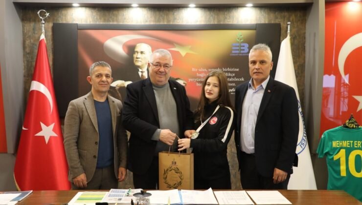 Edremit’in gururu Ecrin Yanıt’tan bir Türkiye Şampiyonluğu daha