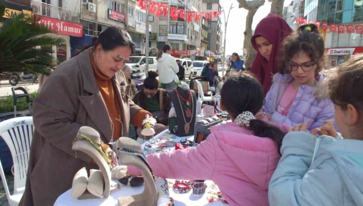 Edremit’te Sevgi Panayırı ilgi gördü