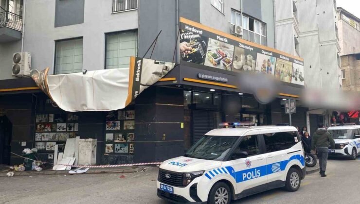 Efeler’de şiddetli rüzgar tabelaları kopardı, iş yerlerinde hasar oluştu