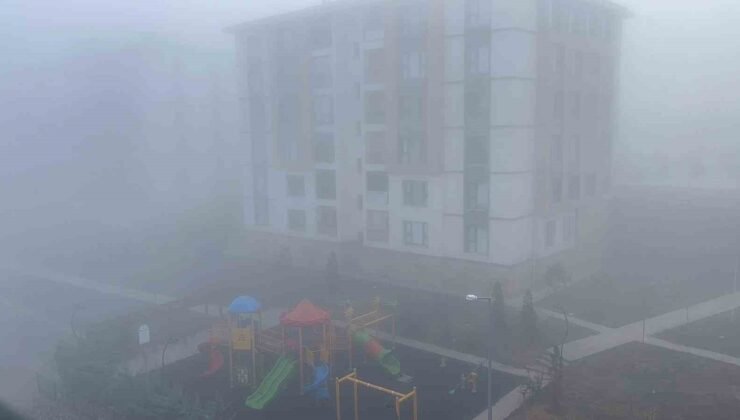 Elazığ’ın yüksek kesimlerinde sis etkili oldu