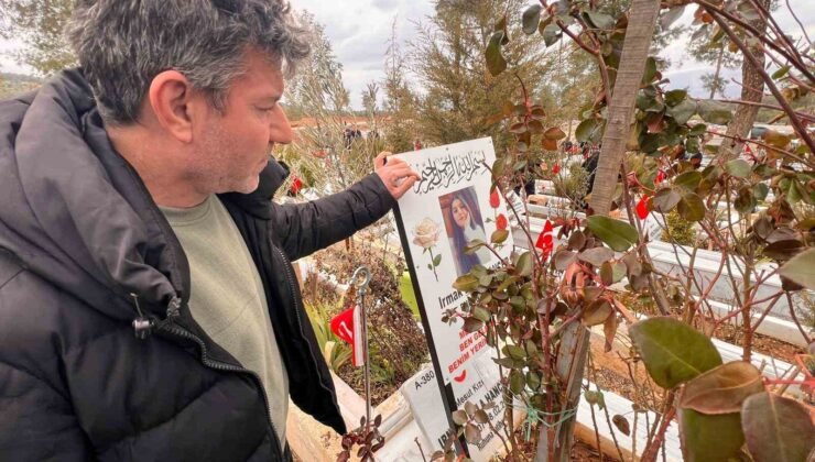 Enkaz altındaki kızının elini hiç bırakmamıştı, depremin 3. yılında kabrini ziyaret etti