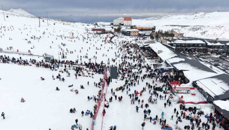 Erciyes’te hafta sonu yoğunluğu