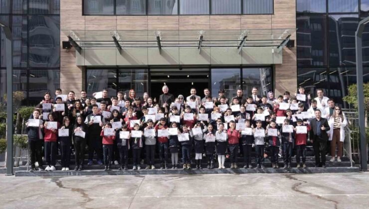 Erdem Koleji’nden AMO’da 74 madalya ile zirvede