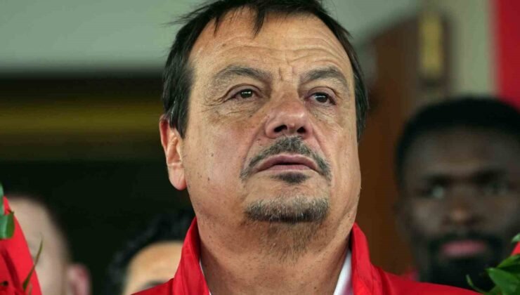 Ergin Ataman’ın annesi hayatını kaybetti