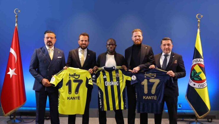 Fenerbahçe’nin yeni transferi N’Golo Kante, İstanbul’da