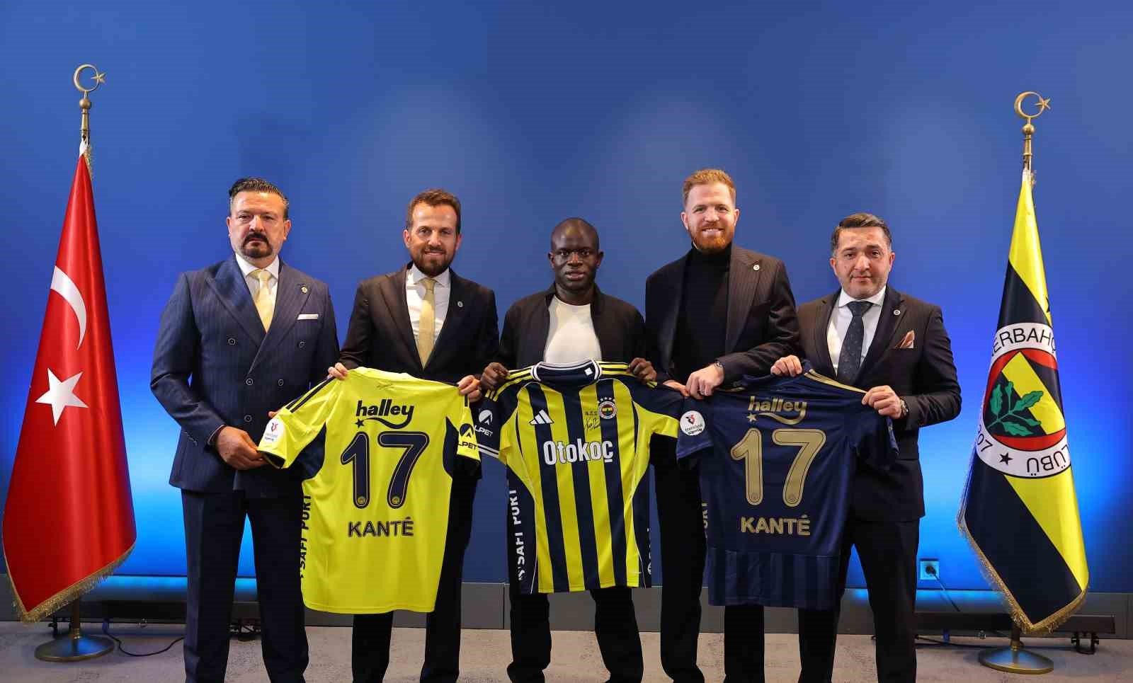 Fenerbahçe’nin yeni transferi N’Golo Kante, İstanbul’da