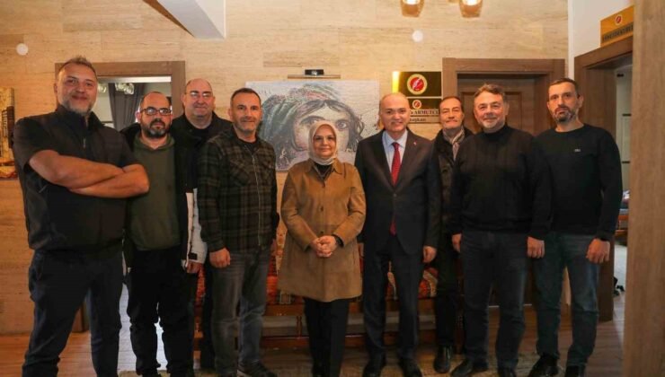 Gazeteciler Keşir ve Özlü’yü ağırladı