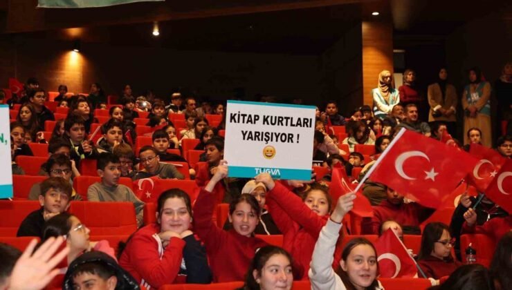 Gaziantep’in Gençleri “Kitapkurdu” ile geleceğe kanat açıyor