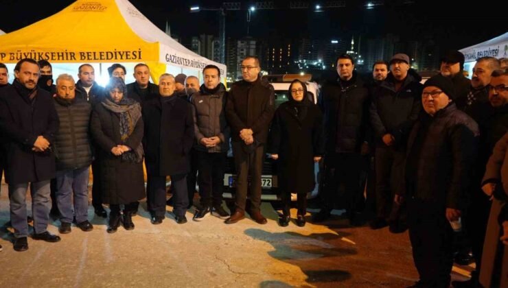 Gaziantep’te deprem şehitleri 3’üncü yılında göz yaşlarıyla anıldı