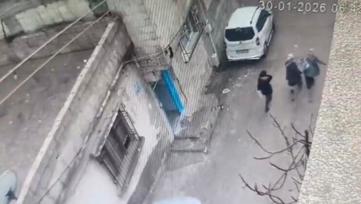 Gaziantep’te içerisinde 2,7 milyon TL bulunan kasanın çalınma anı kamerada