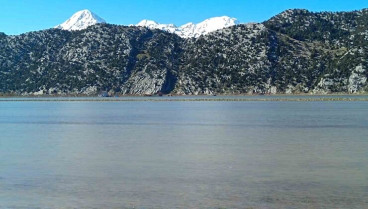 Gembos Ovası adeta göle döndü