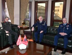 Genelkurmay Başkanı Bayraktaroğlu, Arnavutluk Hava Kuvvetleri Komutanı Dimo’yu kabul etti