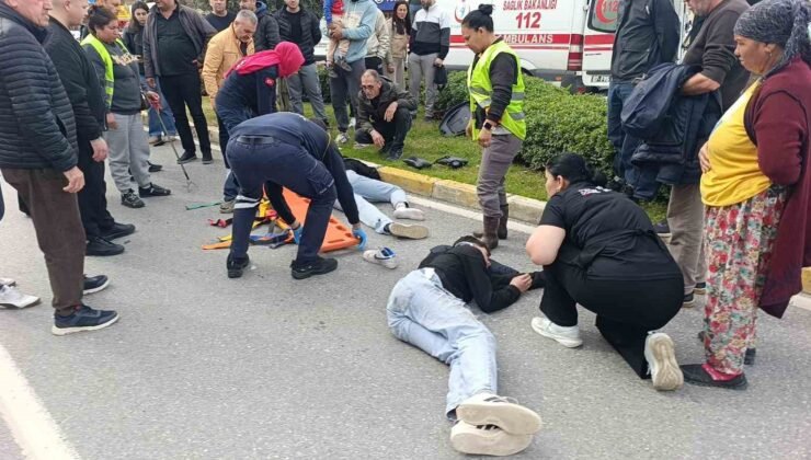 Geri manevra yapan kamyonete çarpan motosikletteki 2 kişi yaralandı