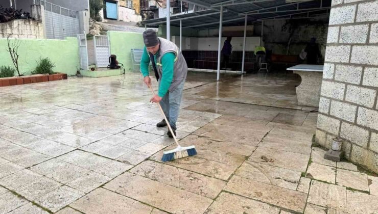 Germencik’te camiler Ramazan’a hazırlanıyor
