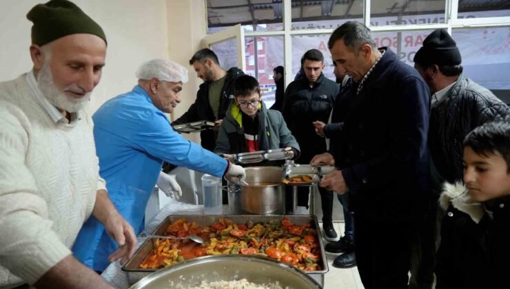 Gümüşhane’nin Kırıklı köyünde 22 yıldır ücretsiz iftar veriliyor