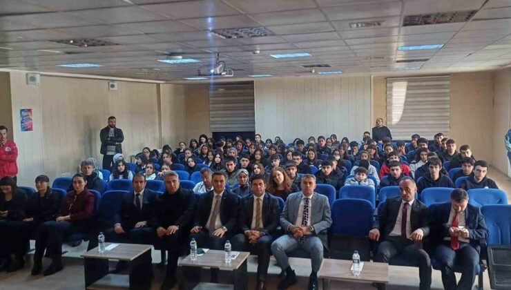 Hakkari’de gençler teknolojiyle buluşuyor