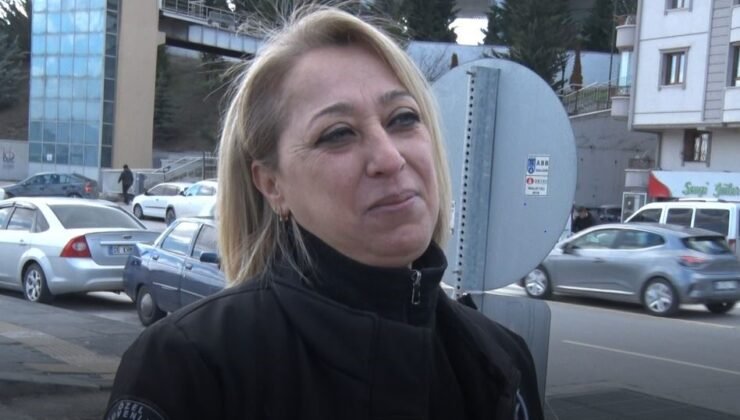 Hastanede uyuyan çocuğun üzerini örten güvenlik görevlisi yürekleri ısıttı