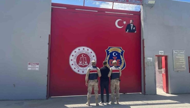Hatay’da  24 yıl 6 ay hapis cezası bulunan cezaevi firarisi yakalandı