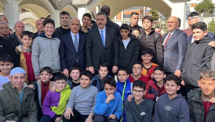 İçişleri Bakanı Çiftçi’ye Kahramanmaraşlıların ilgisi yoğun oldu