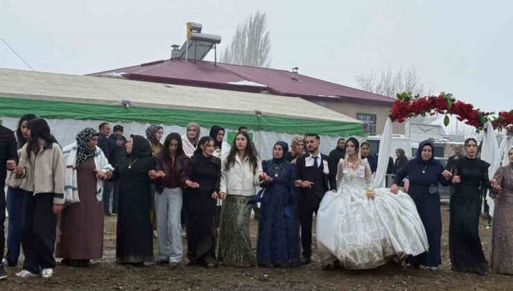 Iğdır’da bahçe düğünü geleneği kar ve çamura rağmen sürüyor