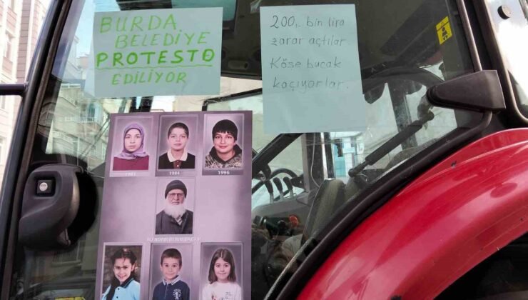 İki yıldır çözüm bulamadı, traktörüyle Bafra Belediyesi önüne dayandı