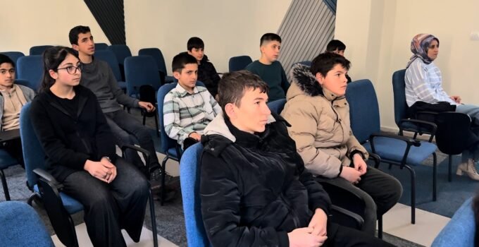 İran sınırında eğitimin yeni üssü: Esendere Halk Kütüphanesi