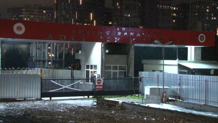 İstanbul’da ağabeyini öldürdükten sonra intihar eden gencin cenazesi adli tıbba kaldırıldı