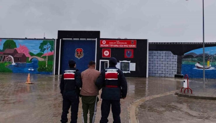 Jandarma 30 yıl hapis cezasıyla aranan şahsı yakaladı