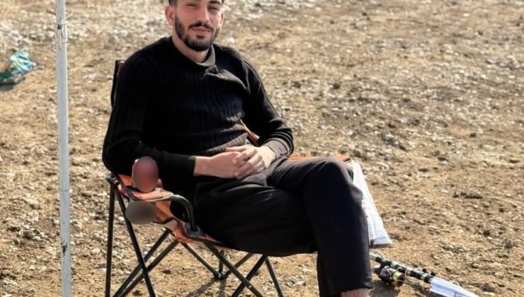 Kamyonetle çarpışan motosikletin 25 yaşındaki sürücüsü hayatını kaybetti