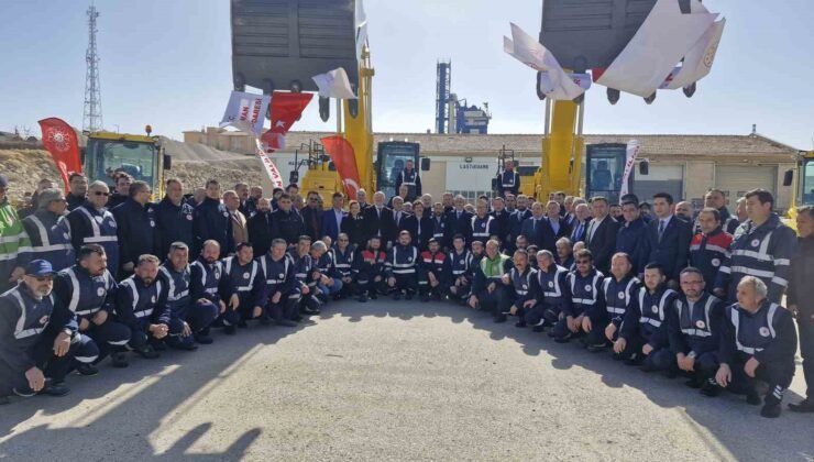 Karaman’da İl Özel İdaresine alınan araçlar törenle hizmete başladı