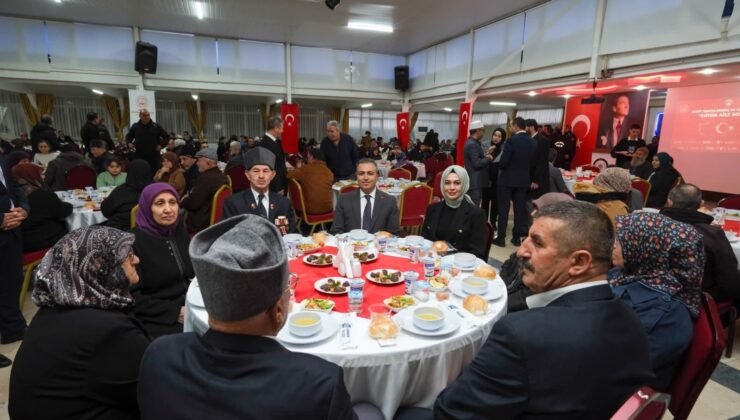 Karaman’da şehit yakınları ve gaziler ‘Büyük Aile Sofrası’nda buluştu