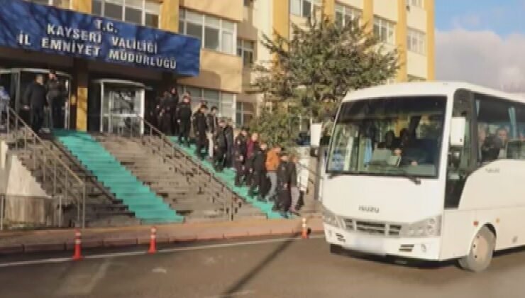 Kayseri’deki FETÖ operasyonunda 54 kişi tutuklandı