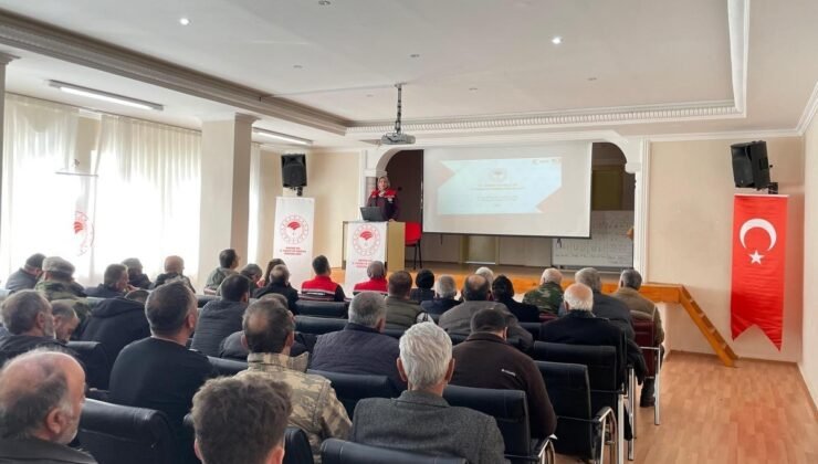Kemaliye’de üreticilere B-Reçete Sistemi anlatıldı