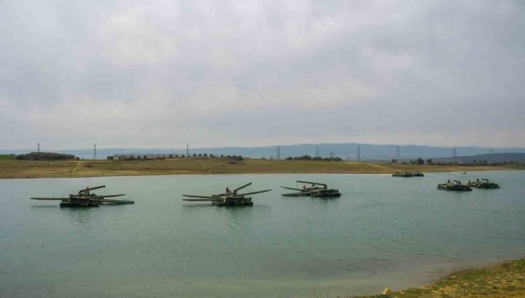 Kırklareli’nde “durgun sulardan geçiş eğitimi” başarıyla tamamlandı