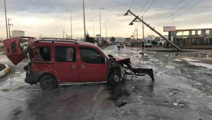 Konya’da tır ile kamyonet çarpıştı: 1 yaralı