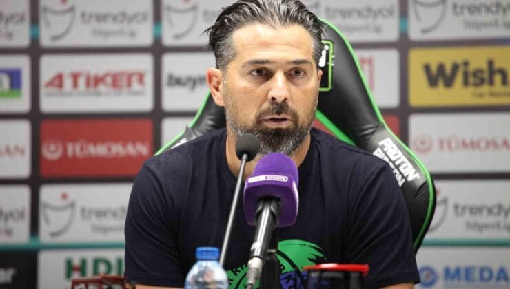 Konyaspor’da İlhan Palut transfer görüşmeleri için şehre davet edildi