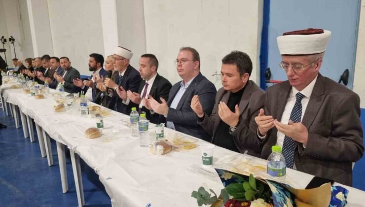 Kozlukebir Domruköy’de yüzlerce kişi iftarda buluştu